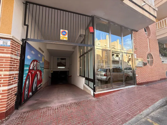 Apartamento de 2 dormitorios con orientación sur y garaje a 650 metros de playa del cura!!!!! — 45