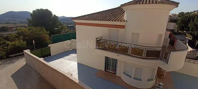 SE ALQUILA PRECIOSA VIVIENDA- FINESTRAT — 5