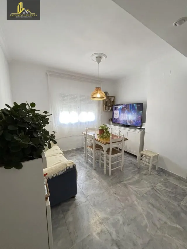 CASA AMPLIA EN PICADUEÑAS DE 164m2 - foto 2