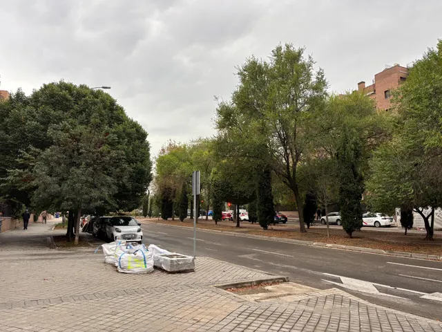 Piso EXTERIOR de 3 DORM con 2 plazas de garaje y piscina en Sanchinarro — 34