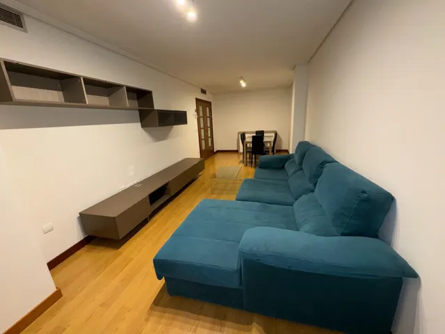 VENTA: Amplio y Moderno Piso en el Corazón de Ponferrada — 5