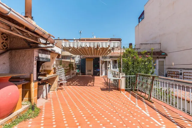 CASA EN LA ALBERCA — 16
