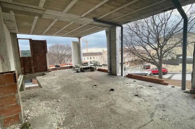 CASA A 3 VIENTOS EN EL PUEBLO — 9
