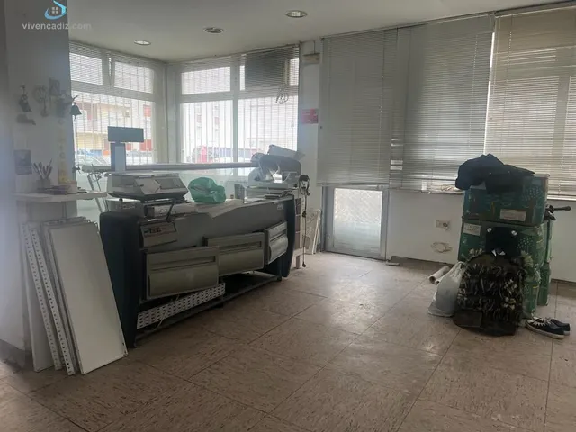 Local convertible en vivienda cerca del muelle — 6