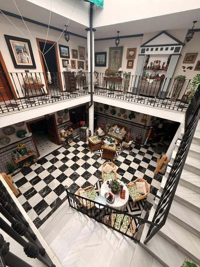 Casa independiente con patio estilo cordobés y gran garaje e - foto 4