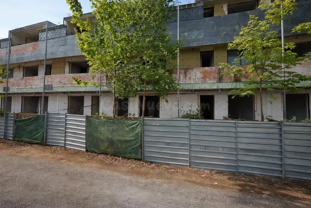 En venta edificio de obra parada en ORTIGUEIRA, A Coruña - foto 3