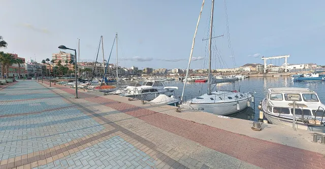 PISO 4 DORM + 2 BAÑOS, TERRAZA CON VISTAS AL MAR — 21