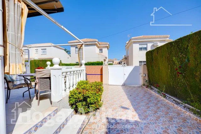 MAGNIFICO CHALET CON PISCINA, GARAJE, TERRAZA Y BARBACOA — 32