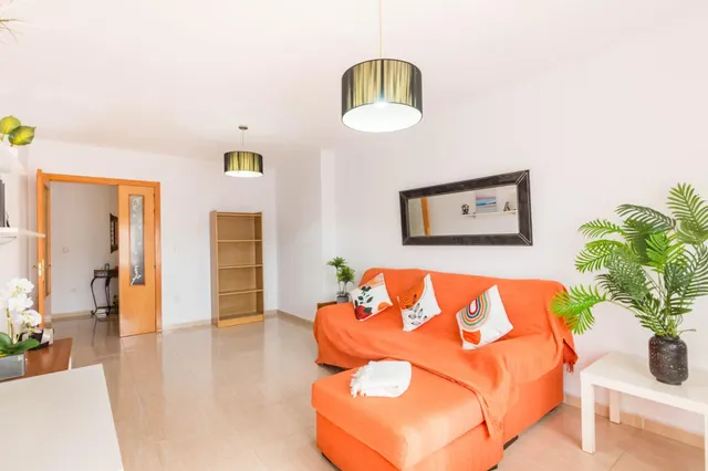 PISO EN ALCANTARILLA — 35