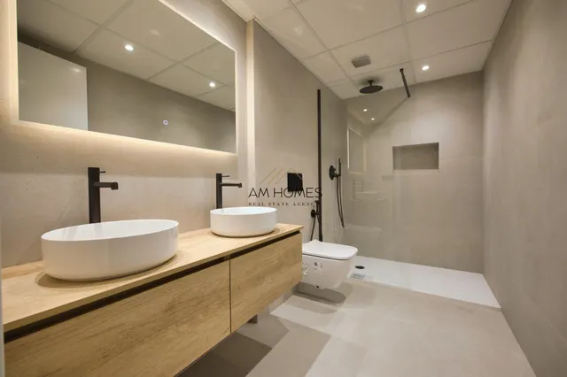 Vivienda exclusiva reformada en Alicante — 18