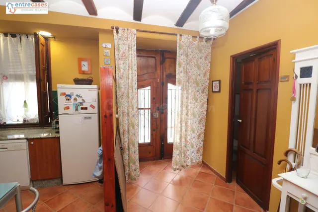 CASA CON ALMA EN EL CENTRO DE QUART DE LES VALLS | 4 HAB. +  - foto 4