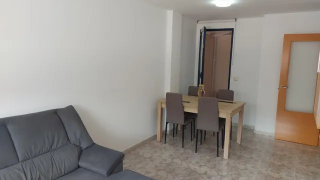 Excelente piso de 2 habitaciones con garaje y trastero en Al - foto 2