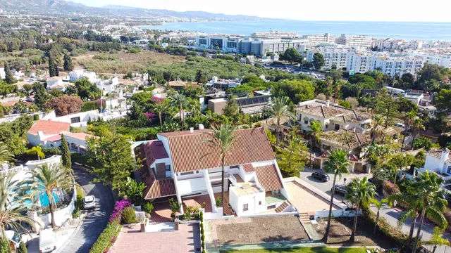 Chalet 7 habitaciones 834m² en venta - Marbella — 10