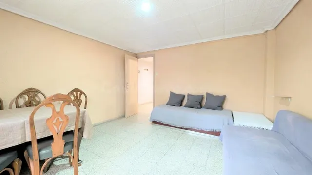 ¡ZONA CORAZÓN DE JESÚS, JUNTO A REINA VICTORIA¡ ¡PISO 3º REA - foto 3