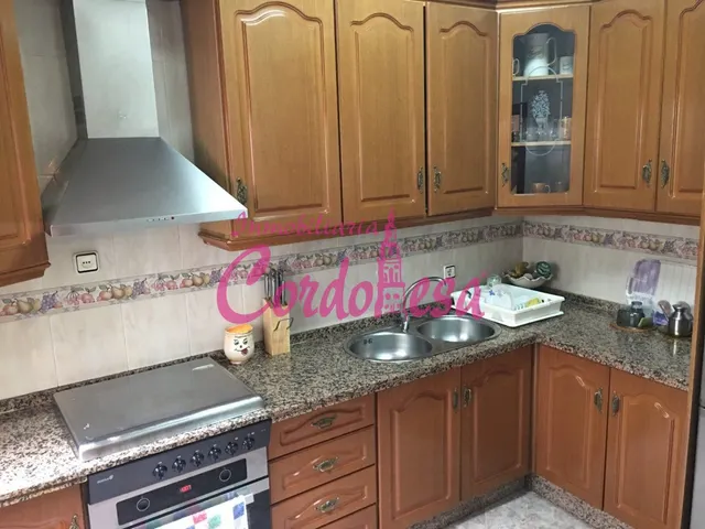 MAGNIFICA CASA EN ALCOLEA. — 10