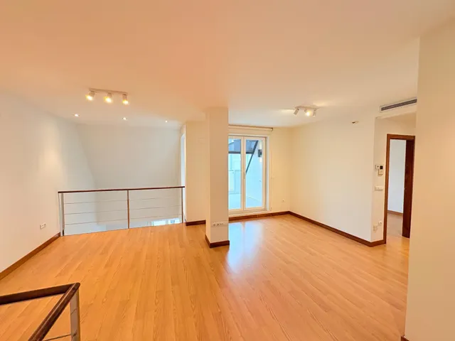 DUPLEX DE LUJO CON TERRAZAS — 10
