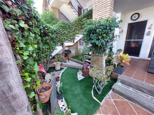 Planta baja de 2 dormitorios en Media Legua - foto 4