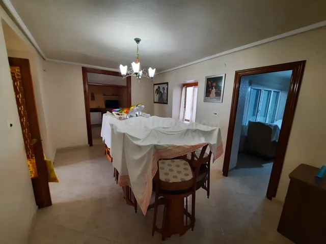 CASA CON PLANTA BAJA, PRIMERA ALTURA Y CAMARAS - foto 3