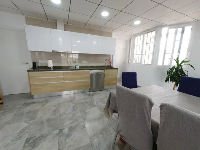 Ático exclusivo reformado con amplia terraza en pleno Raval de Elche — 9