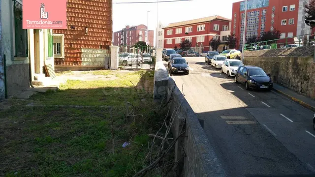 Fantastico solar en el centro de Santander - foto 2