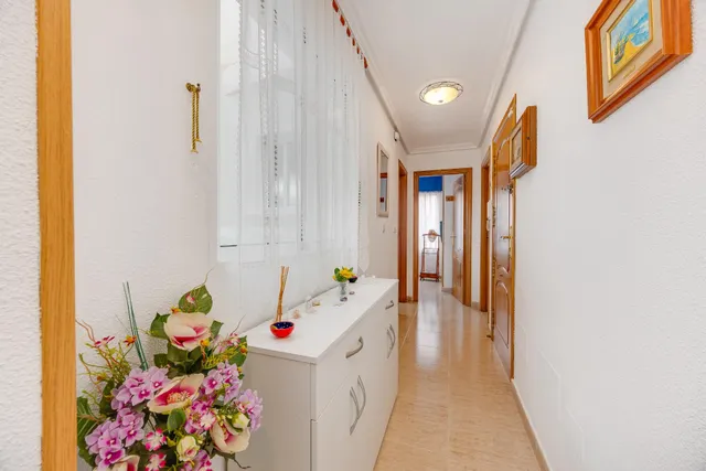 Encantador Apartamento de 2 dormitorios y 1 baño con piscina comunitaria — 15