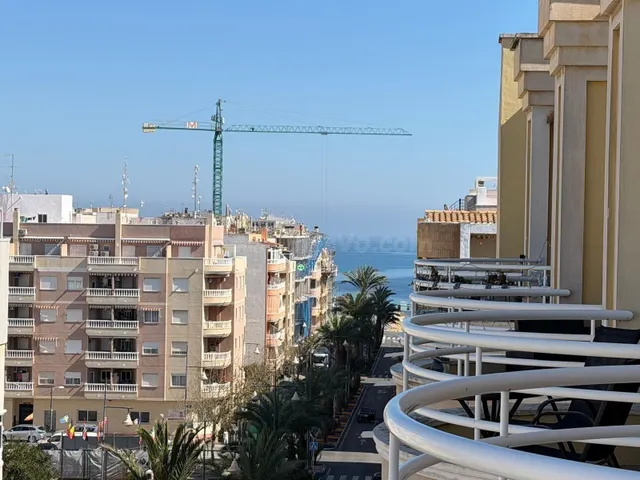 ÁTICO CON VISTAS AL MAR EN AV. DE LAS HABANERAS CON VISTAS A