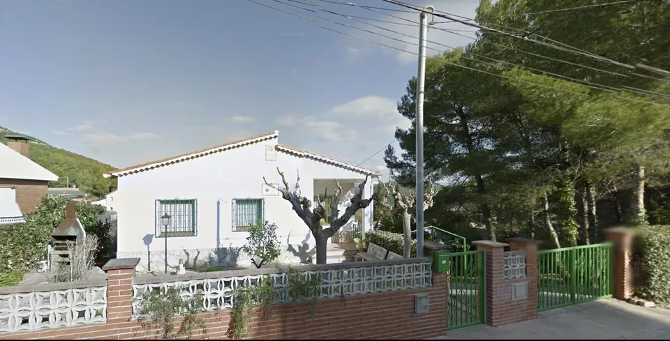 Casa sin posesión.