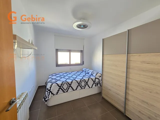 ¡BOMBAZO EN CUNIT! Vivienda impecable con terraza, piscina, parking y trastero — 11