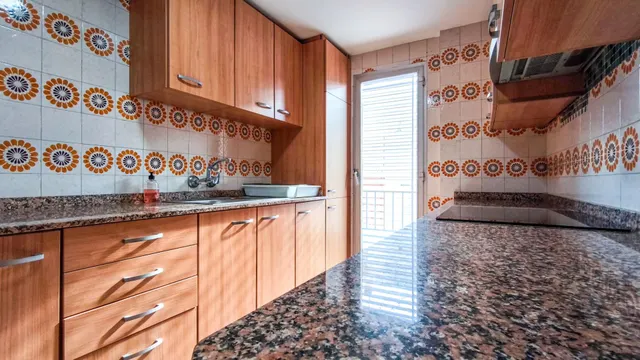 Amplio Piso en Alquiler con Terraza en La Creu del Grau, Valencia — 13