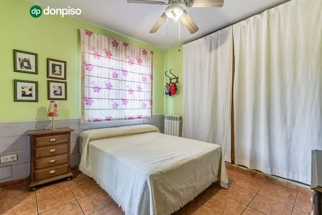 Chalet en los Chopos, Las Gabias — 15