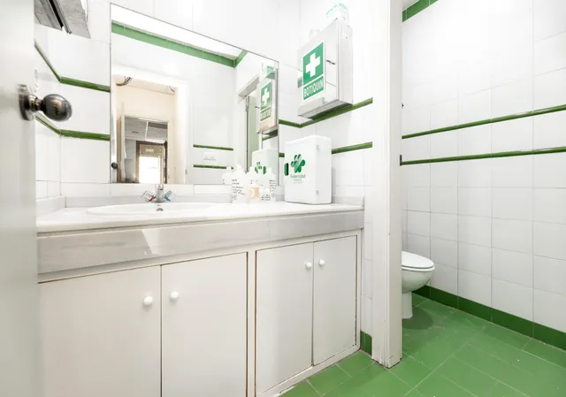 Alquiler de local del 200 metros en alcazar del genil — 20