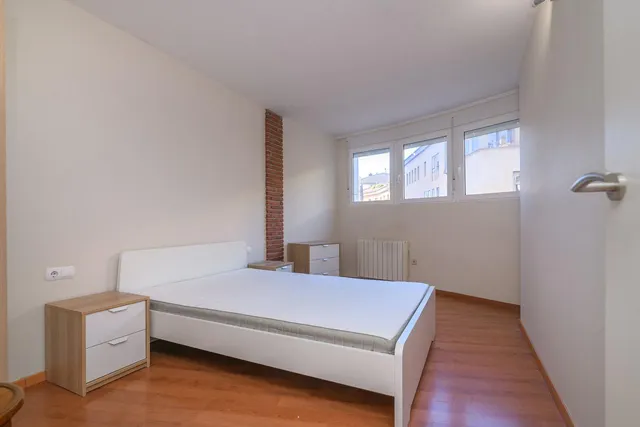 OFICINA EN VENTA EN PLANO CENTRO DE MANRESA — 13