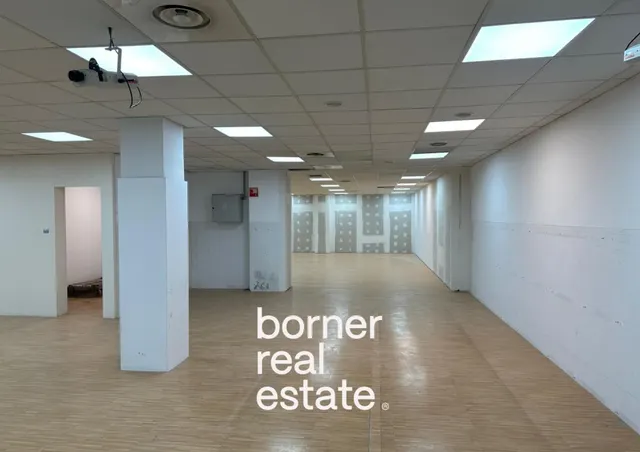 Local en venta en Trade Center Sant Cugat. - foto 2
