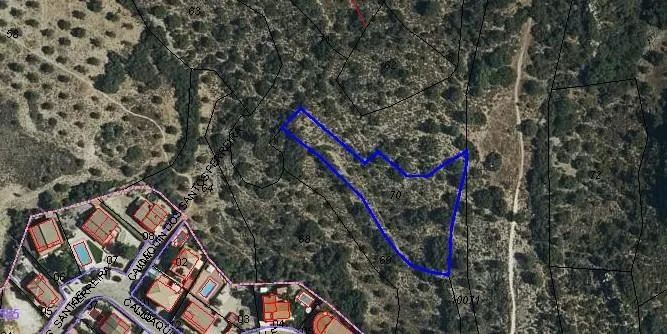 Terreno rústico de 2.172 m2 – Ideal para instalación solar o uso complementario