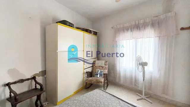 Casa para reformar con apartamento independiente y vistas al mar en isla plana – ref. 1864 — 27