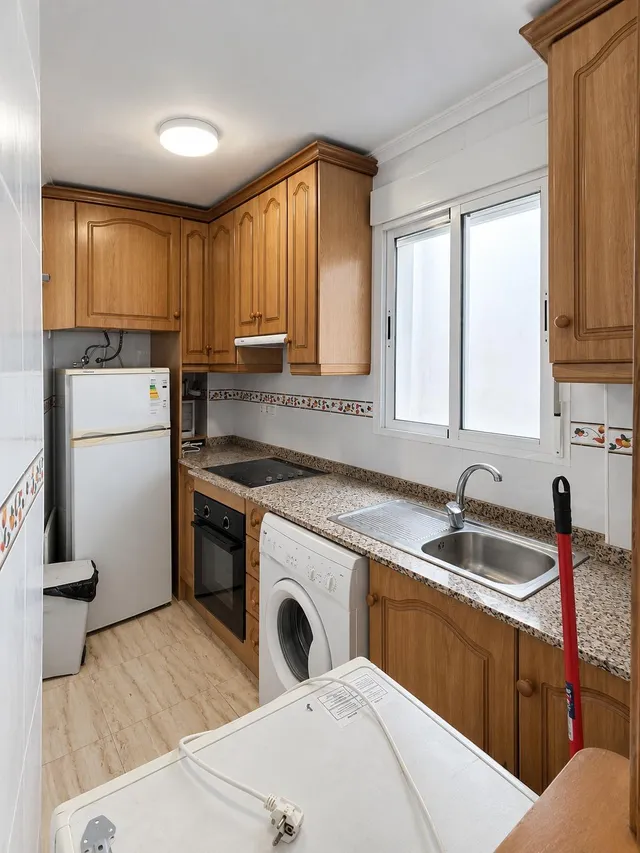 Gran apartamento en Torrevieja: 2 hab, 1 baño — 6