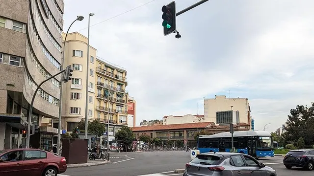 Local comercial 2608m² en venta - Tetuán - foto 3