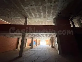 Local comercial de 850 metros en zona Estación-Universitat - foto 4