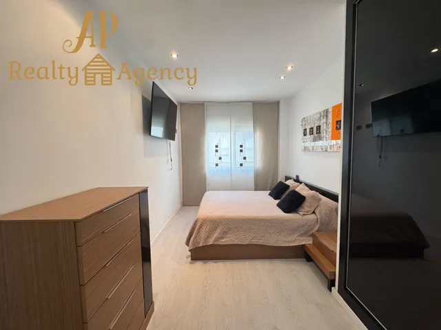 ALQUILER TEMPORAL de  fantástica vivienda situada en Benetússer, de 3 habitaciones, 2 baños, y garaje. — 12