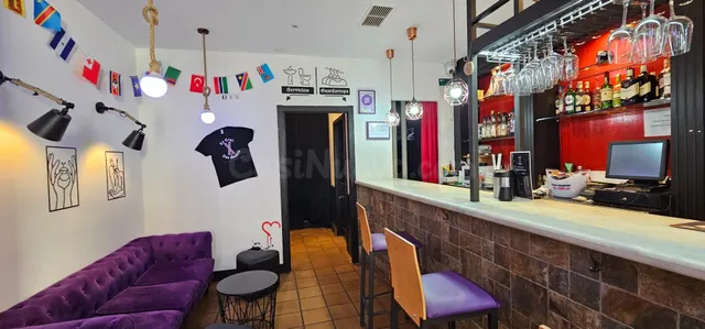 Traspaso Bar-Cafetería junto al Retiro | Salida de Humos | L - foto 5
