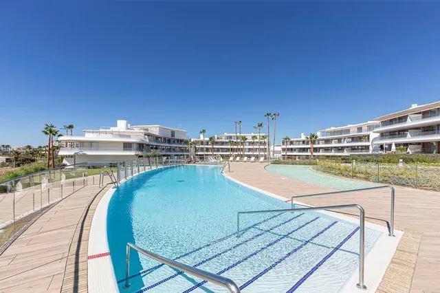 Apartamento de 2 dormitorios en The Edge Estepona — 34