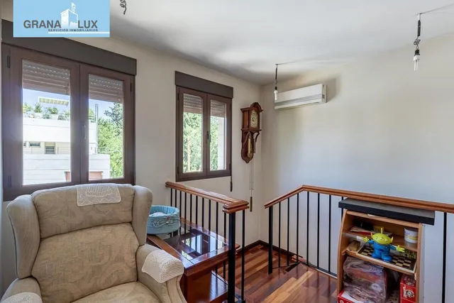 Chalet Exclusivo en Camino Bajo de Huétor — 24