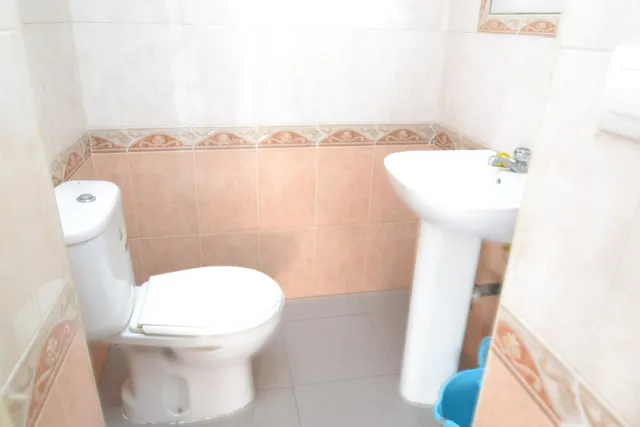Local en venta en Hiconsa, Camas — 12