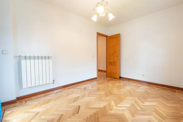 Excepcional chalet pareado cerca a Avenida Europa en Pozuelo de Alarcón — 44
