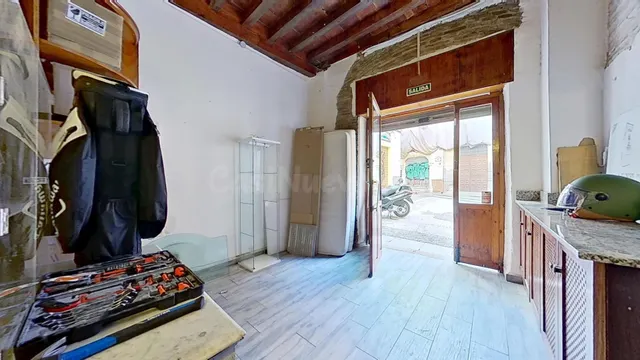 Edificio turístico con cambio de uso a Hostal — 27