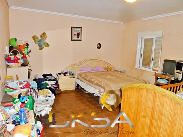 252 M2, 5 habitaciones Y TRES PLANTAS EN UNA TRANQUILA ZONA PEATONAL DE VILA-REAL — 6