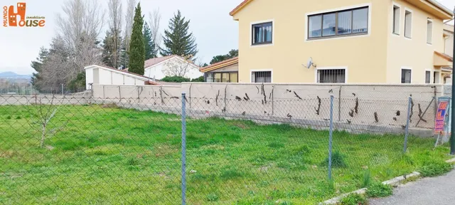 FINCA URBANA EN ORTIGOSA DEL MONTE - foto 3