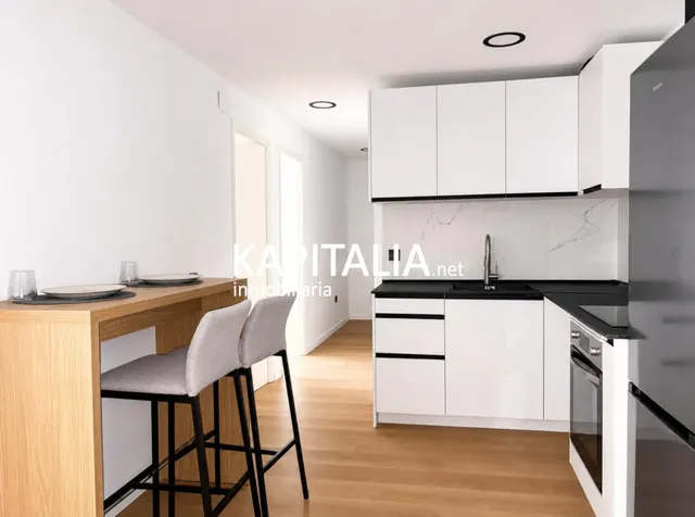 BONITO PISO COMPLETAMENTE REFORMADO A UN PASO DE LA UNIVERSI - foto 3