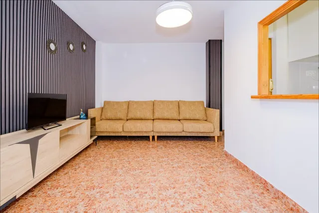 Apartamento de 1 dormitorio con licencia turística a 350 metros de Playa del Cura — 10
