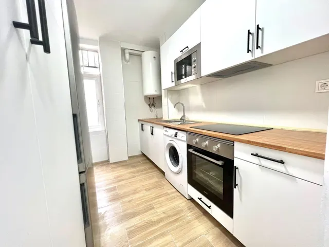 PISO REFORMADO EN EL CENTRO, CUATRO CALLES — 14